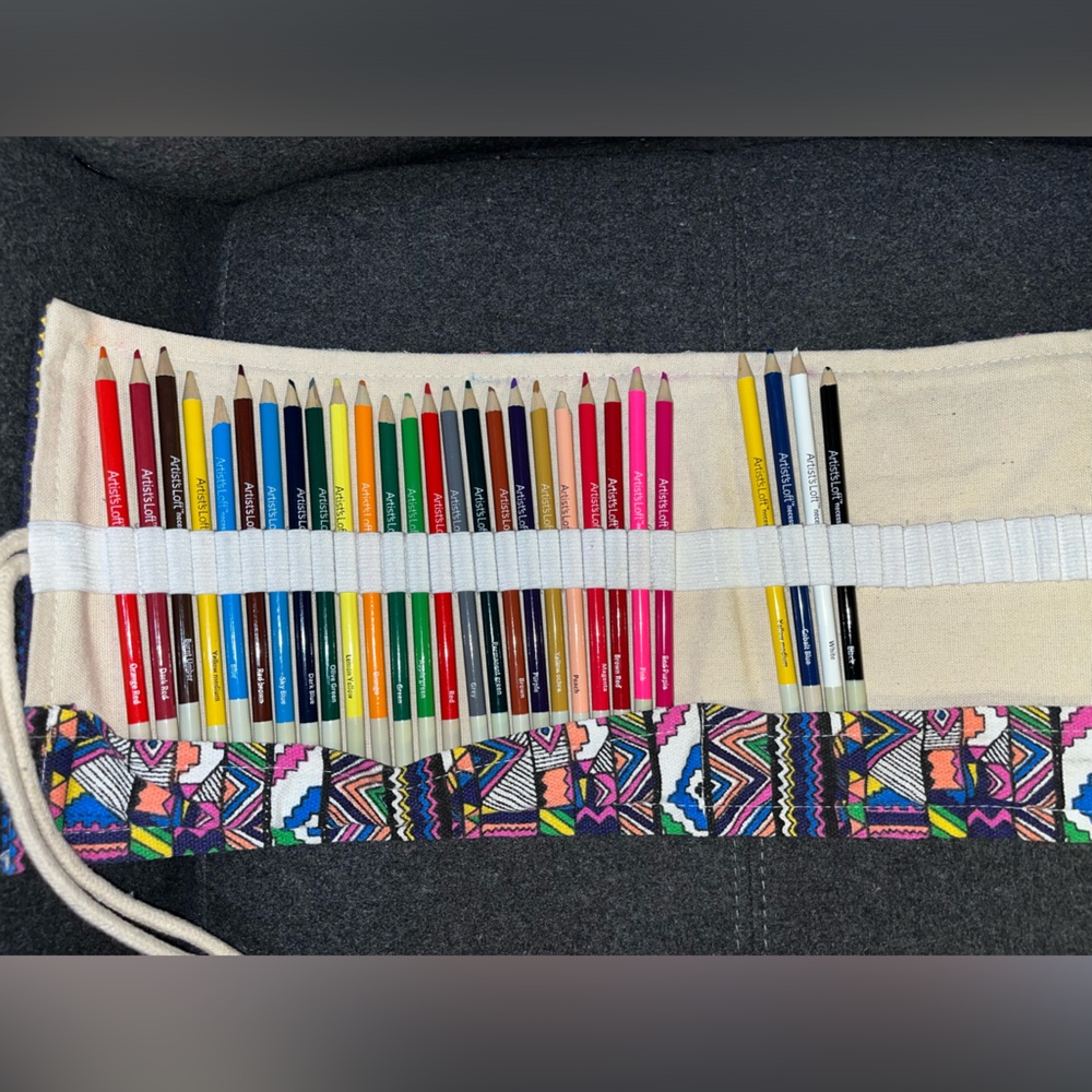 Artists Loft coloured pencil case